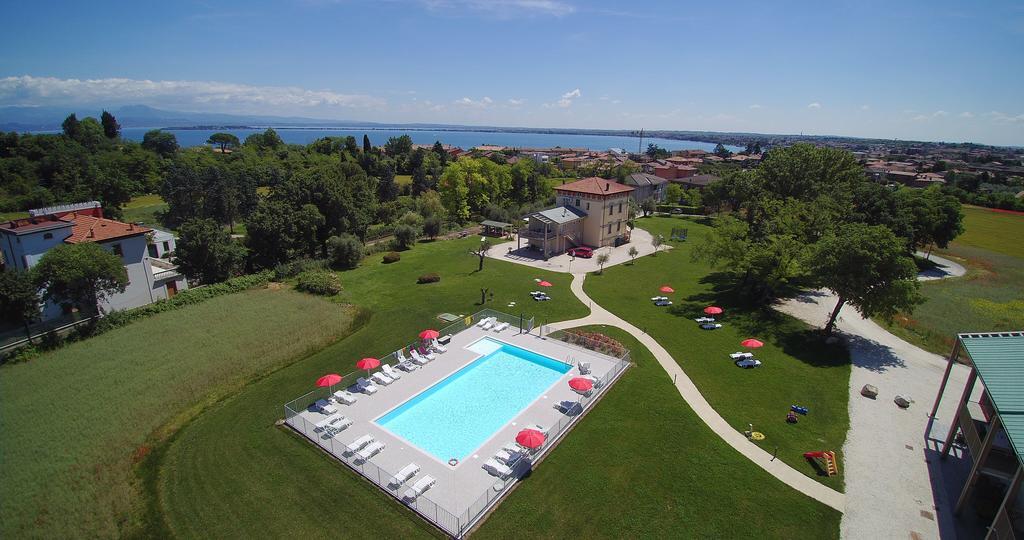 Villaggio Esmera Desenzano del Garda Dış mekan fotoğraf